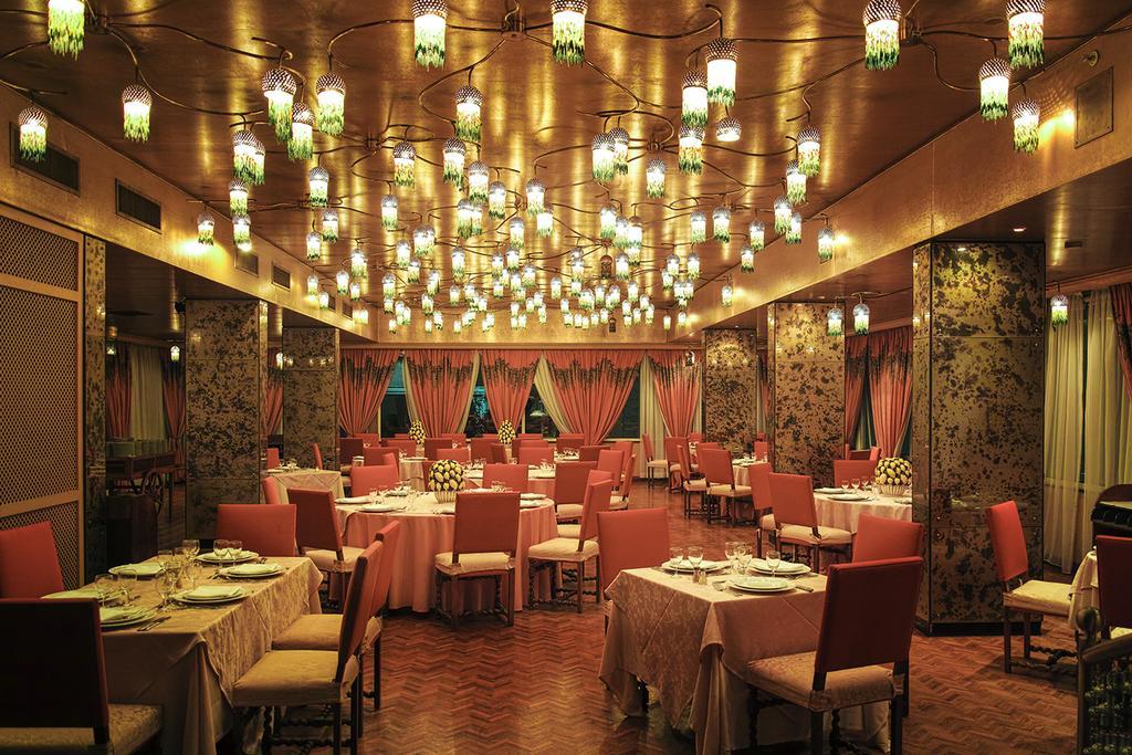 Hotel Al Bustan Баит-Мири Экстерьер фото