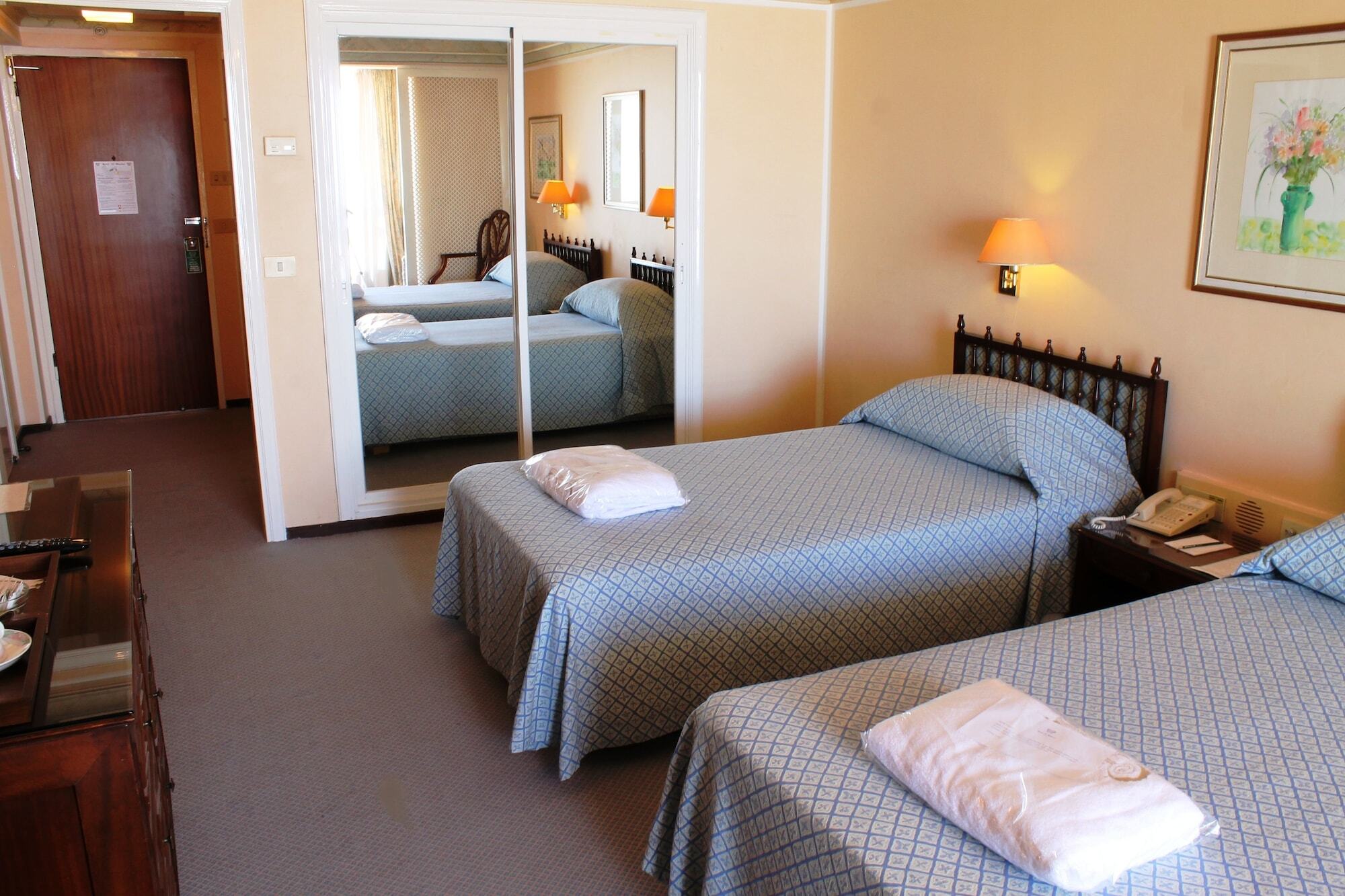 Hotel Al Bustan Баит-Мири Экстерьер фото