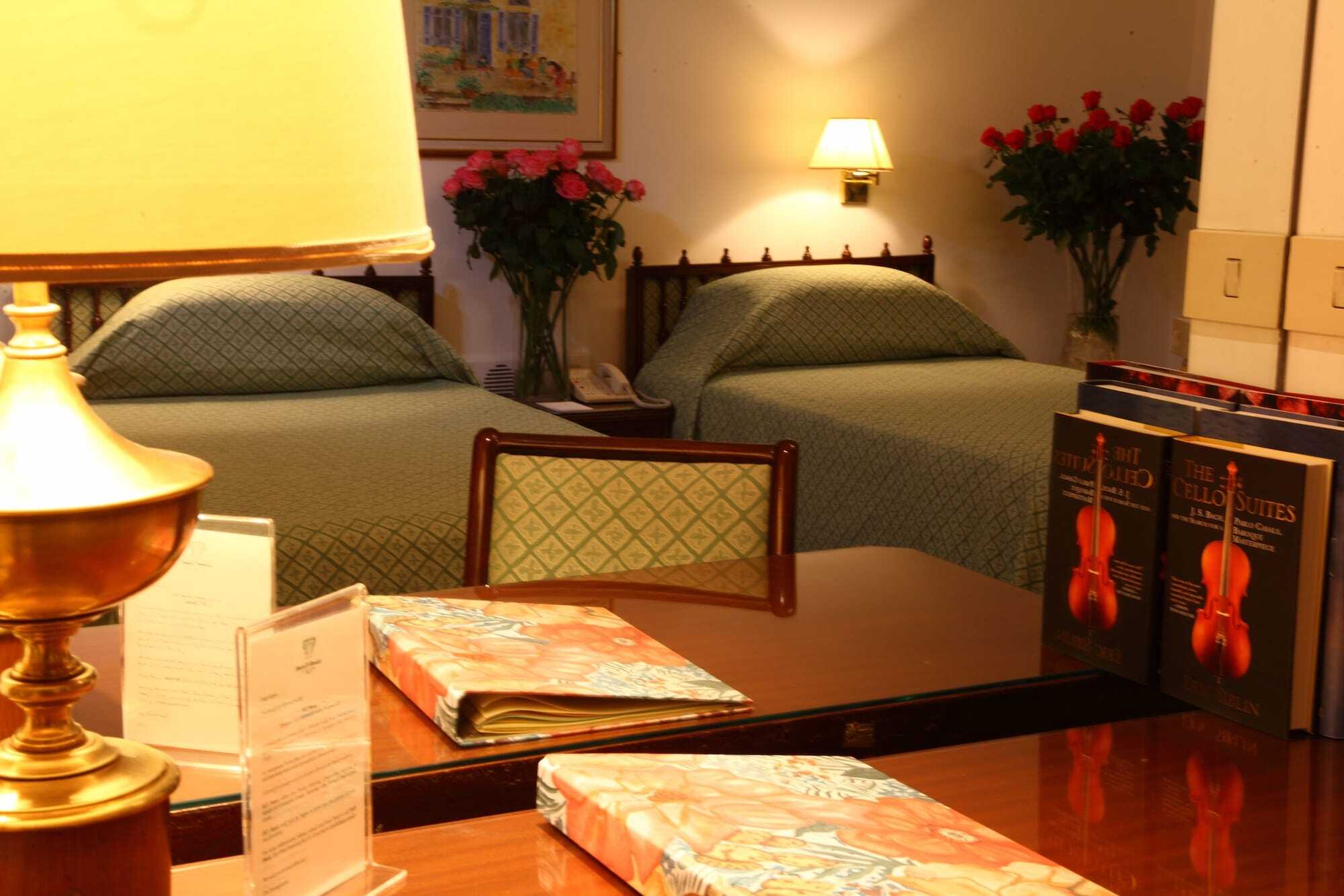 Hotel Al Bustan Баит-Мири Экстерьер фото